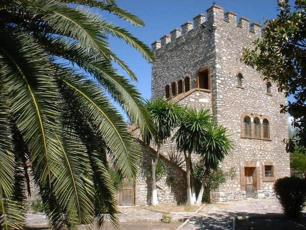 Helia Seaside Hotel Sarandë